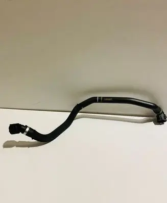 Mercedes-Benz C W205 Engine coolant pipe/hose A2225006100