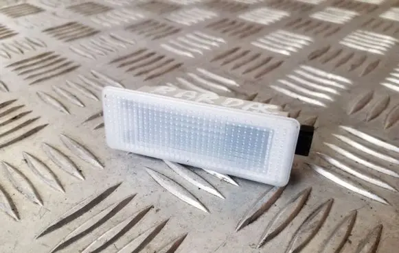 BMW 1 F20 F21 Glove box light 6972605