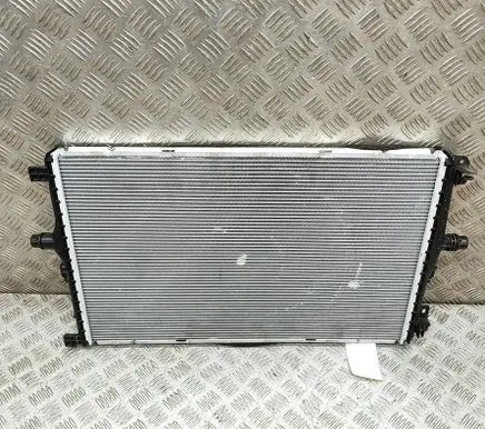 Tesla Model Y Juniper Coolant radiator 149417500A