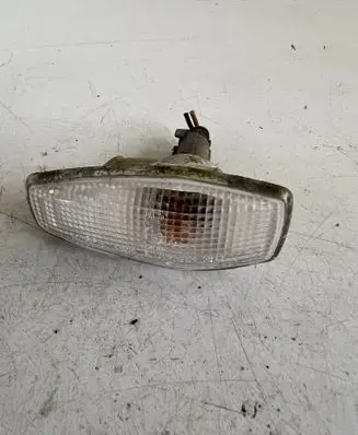 KIA Sorento Front fender indicator light 