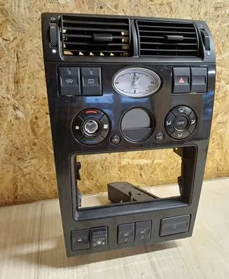 Ford Mondeo Mk III Dashboard center trim panel 