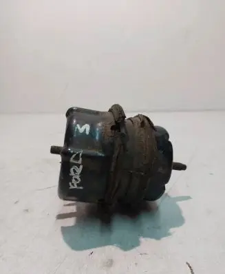 Jaguar S-Type Engine mount bracket
