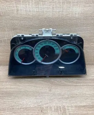 Toyota Corolla Verso AR10 Speedometer (instrument cluster) 838000F060L MB2574203689 KMH
