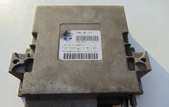 Fiat Punto (188) Engine control unit/module 46425009