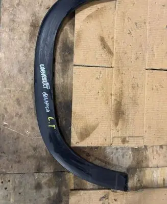 Chevrolet Orlando Rear arch trim 121212