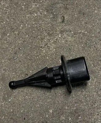 Mazda CX-7 Intake air temperature sensor 1704006020
