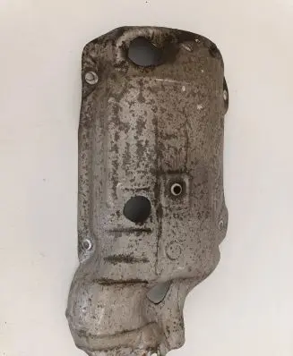 Exhaust heat shield