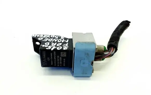 Ford Mondeo MK V Glow plug pre-heat relay 9803299780