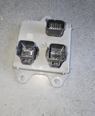Glow plug pre-heat relay