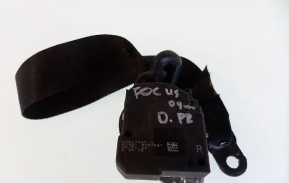 Ford Focus Front seatbelt 33040326 34017854D