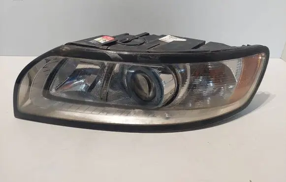 Volvo V50 Headlight/headlamp 31265698 LE06A6152X 0301237271