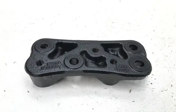 Jaguar E-Pace Gearbox mounting bracket L8D2-7M125-BB