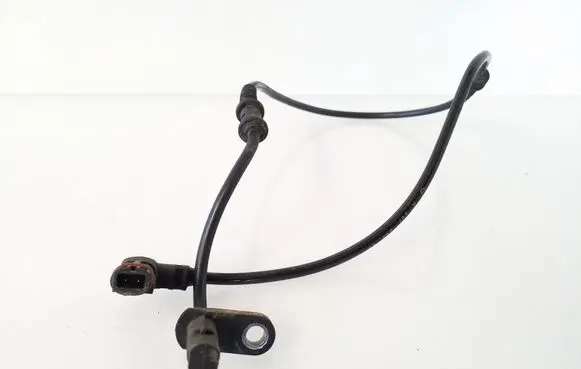 Mercedes-Benz E C207 W207 ABS brake wheel speed sensor A2075400017