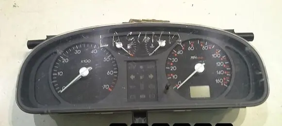 Renault Laguna II Speedometer (instrument cluster) 8200170296