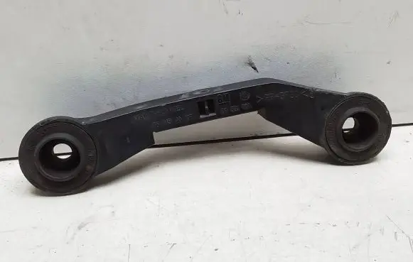 Opel Astra G Air filter cleaner box bracket assembly 90531006