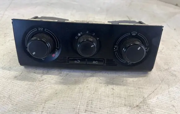 Skoda Roomster (5J) Climate control unit 5J0820045 H2242002 901513690000