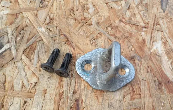 Dodge Journey Loading door lock loop/hook striker 2768