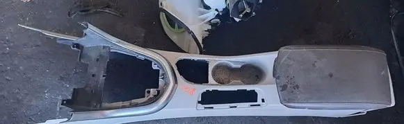 Peugeot 308 Other center console (tunnel) element 098765