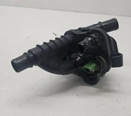 Peugeot 3008 I Thermostat housing 