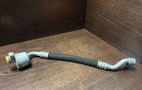 Mercedes-Benz Sprinter W907 W910 Air conditioning (A/C) pipe/hose 9068306315 A9068306315