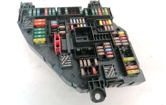BMW 5 F10 F11 Fuse box set 923442401