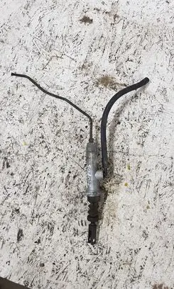 Audi 80 90 S2 B4 Clutch master cylinder 893721401D