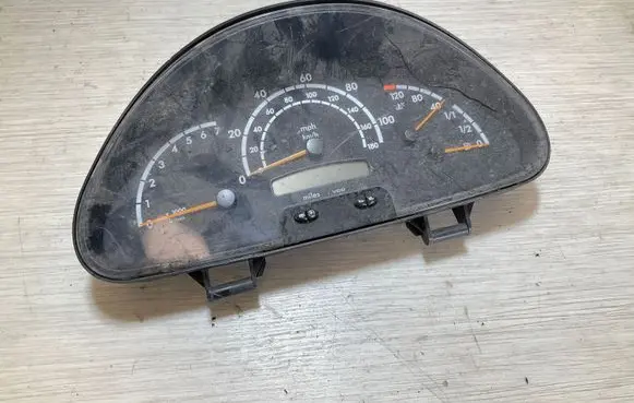 Mercedes-Benz Sprinter W901 W902 W903 W904 Speedometer (instrument cluster) A0014463781 884926