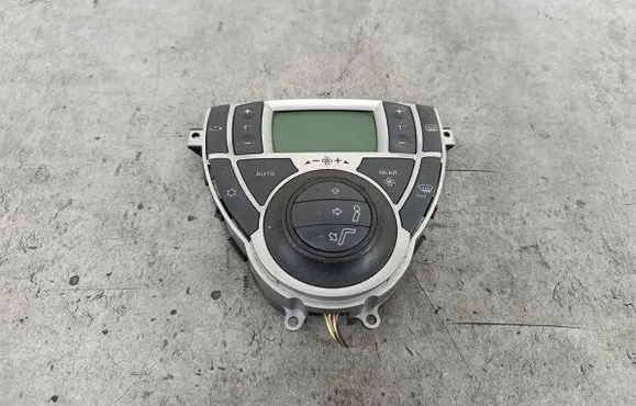 Peugeot 807 Climate control/heater control trim 