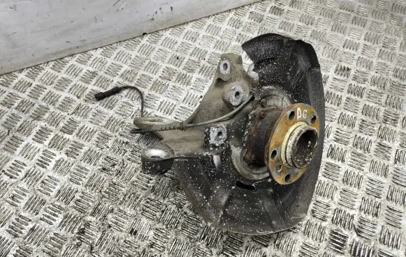 BMW 5 F10 F11 Rear wheel hub