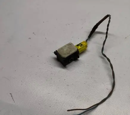 Mercedes-Benz S W221 Airbag deployment crash/impact sensor 0038202826 210806 402846