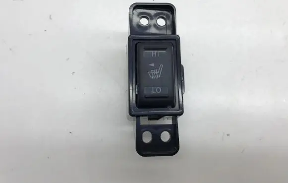 Nissan Leaf I (ZE0) Seat heating switch 689TC3NA0A