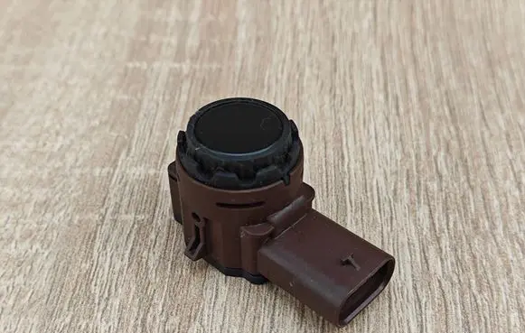 BMW 5 G30 G31 G38 Parking PDC sensor 9826786