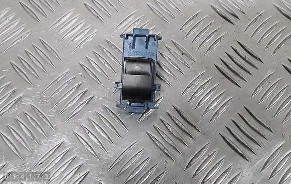 Toyota Avensis T270 Electric window control switch 8481005080