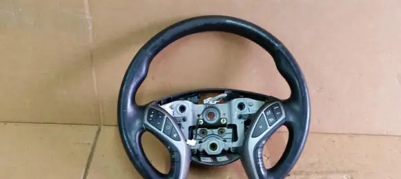 Hyundai i30 Steering wheel