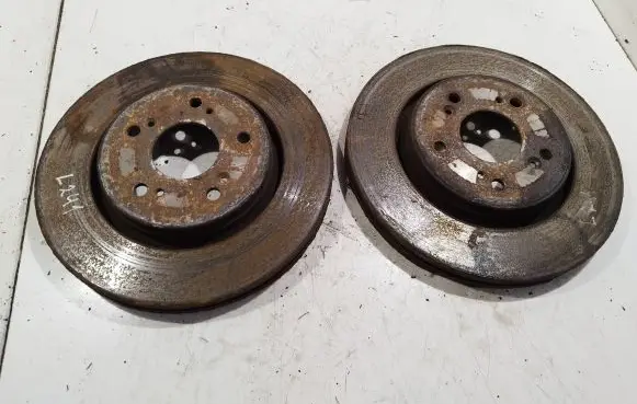 Honda CR-V Front brake disc