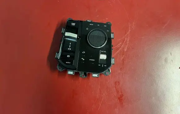 BMW iX Head unit multimedia control 5A8FF66 5A73B27 65825A73B27