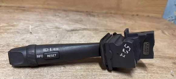 Volvo V70 Indicator stalk 9441242