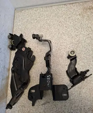 Ford B-MAX Sliding door lower roller guide/hinge AV11R25000AF AV11R250A68AE AV11R25028AD