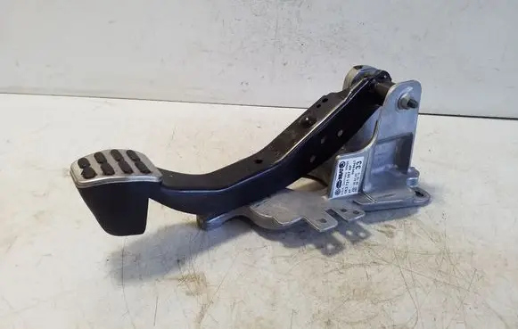 Audi TT TTS Mk2 Brake pedal 1K2721057AP 1K2721117G