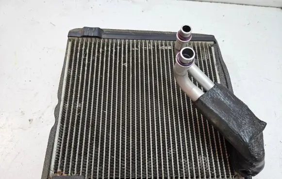 Air conditioning (A/C) radiator (interior)