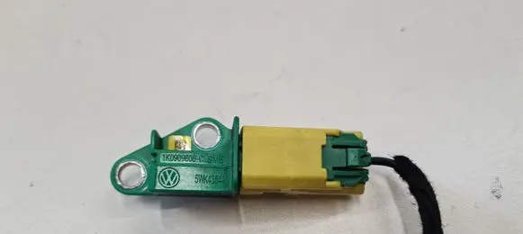 Audi A6 S6 C6 4F Airbag deployment crash/impact sensor 1K0909606C