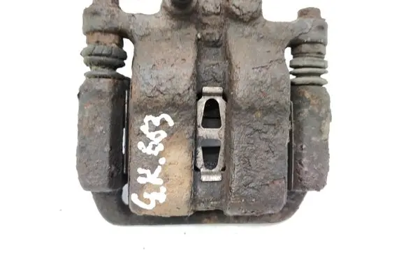 Honda Legend III KA9 Rear brake caliper