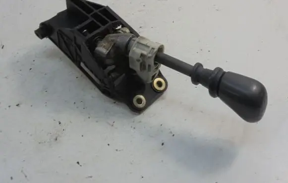Mercedes-Benz Sprinter W901 W902 W903 W904 Gear shifter/selector A0002600009