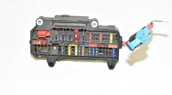 BMW 7 E65 E66 Fuse module 6900583