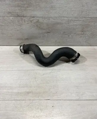 Intercooler hose/pipe