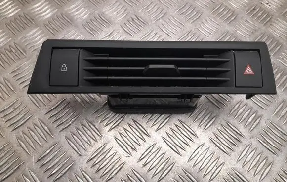 Opel Astra L Dash center air vent grill 9840073980