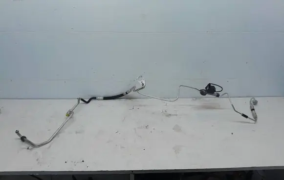 Air conditioning (A/C) pipe/hose
