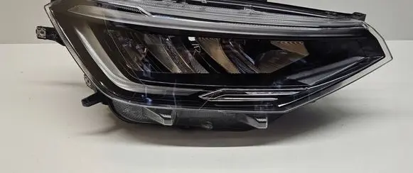 Volkswagen Taigo Headlight/headlamp 2G7941006A VW178