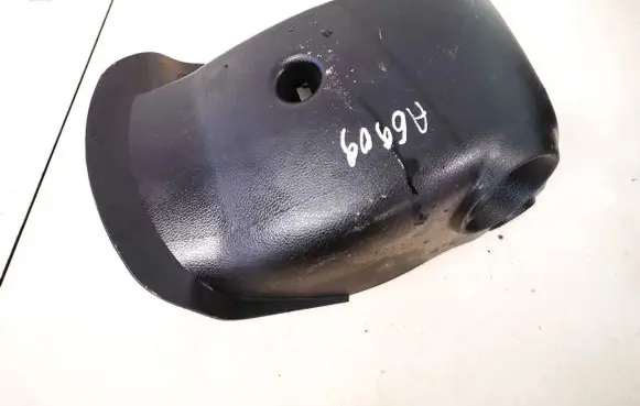 KIA Sportage Steering wheel column trim
