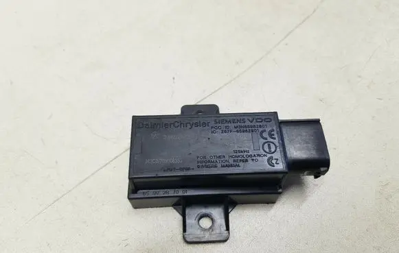 Chrysler 300 - 300C Tire pressure sensor 04602505AB